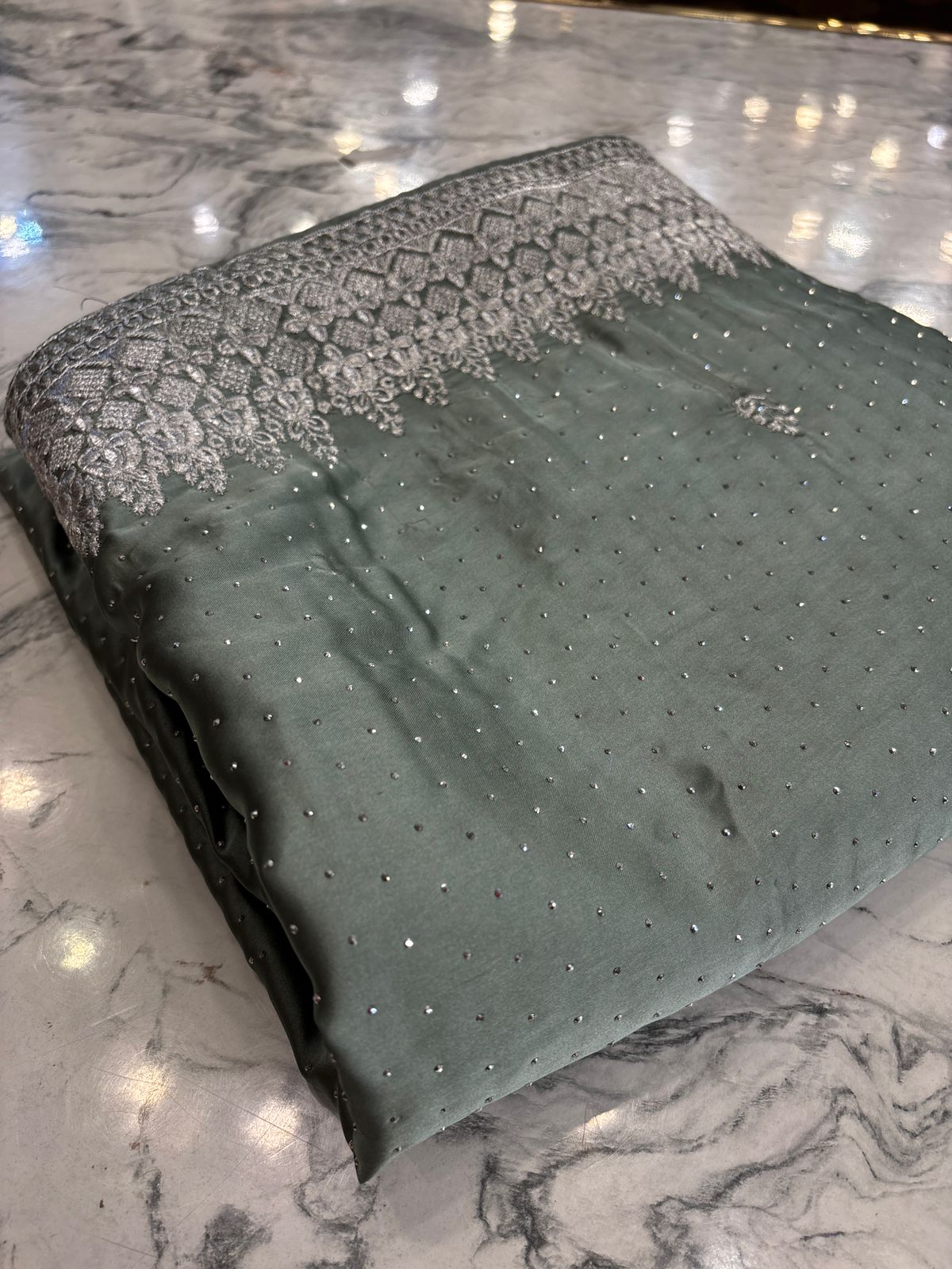 DEW DROP ELEGANCE LIGHT[UNSTITCHED]